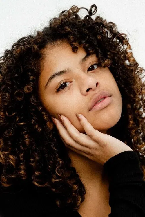 Amee Liv Martina profile