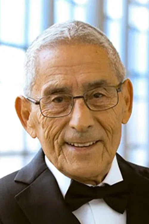 Sergio Chamy profile