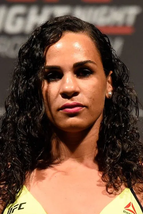 Talita Bernardo profile