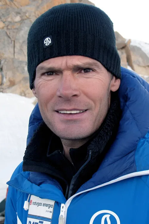 Alberto Iñurrategi profile