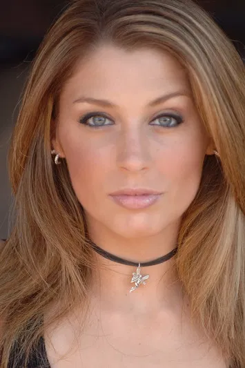 Kimberly Wood profile