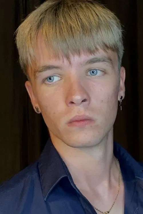 Áxel Fernández profile