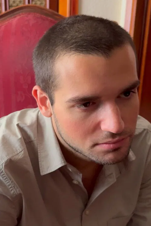 Konstantinos Kakolyris profile