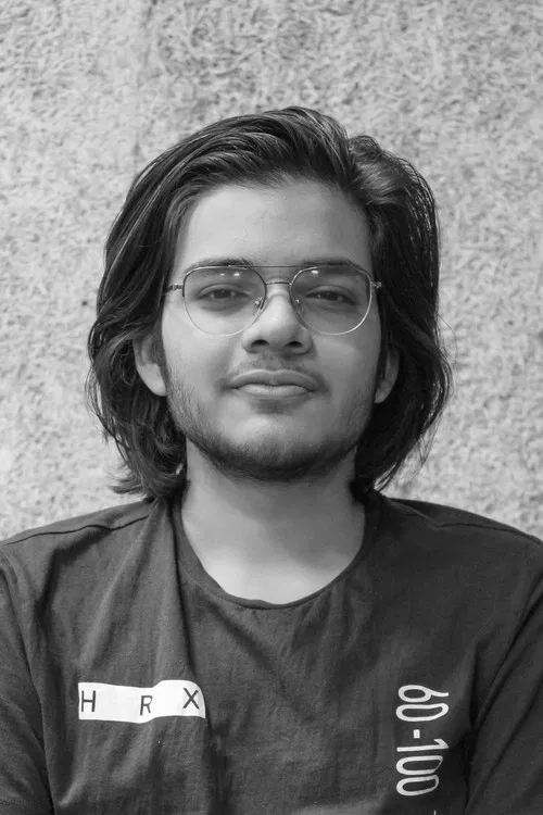 Azlaan Naqvi profile