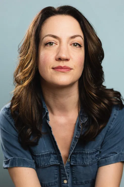 Marlowe  Holden profile