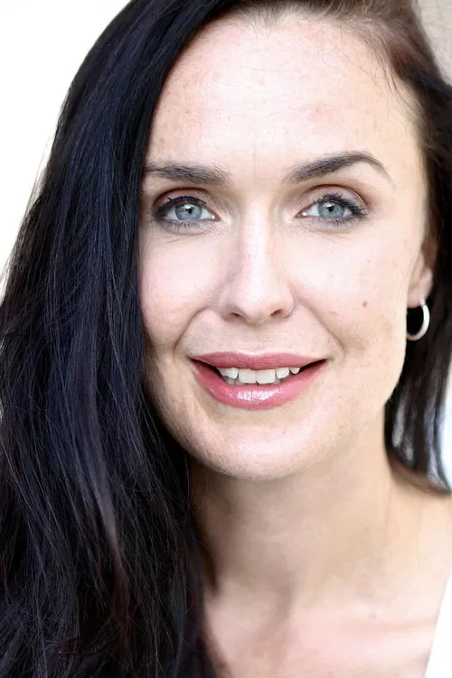 Hannah Whiteoak profile