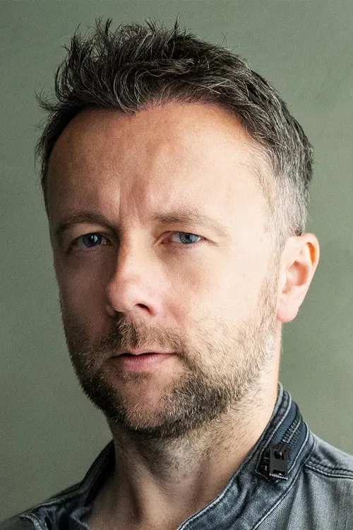 Edward Llewelyn profile