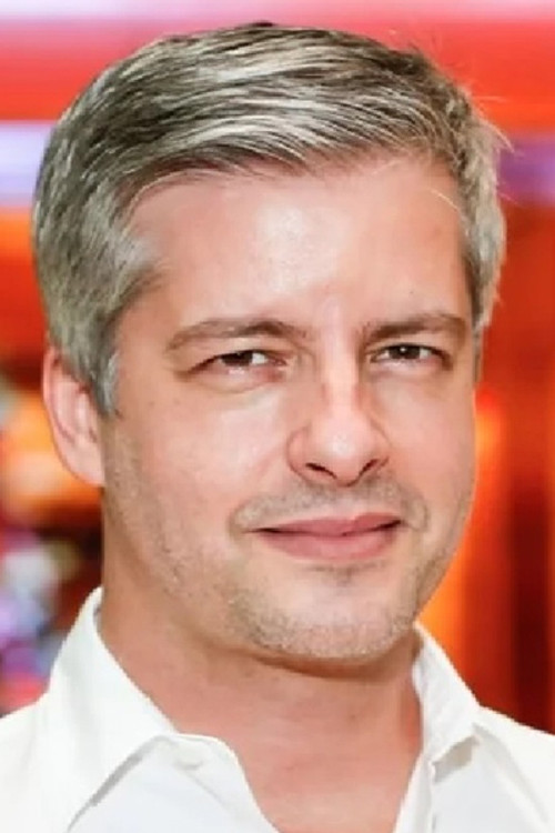 Victor Chaves profile