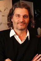 Robert Bauer profile