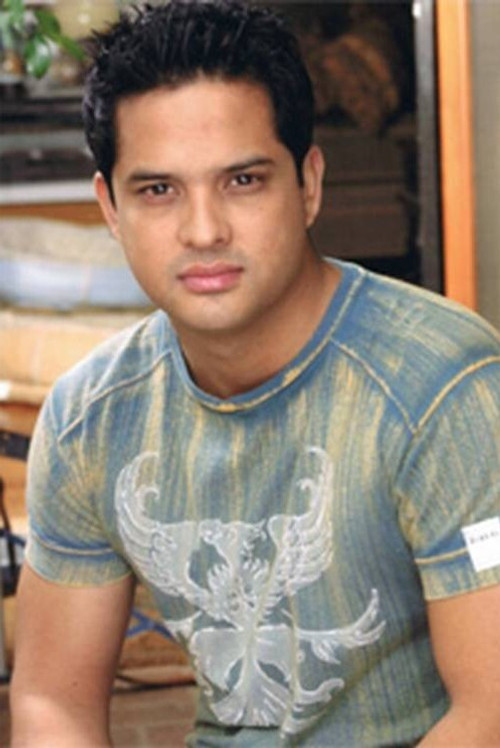 Roger Velasco profile