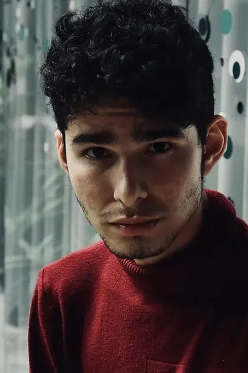 César Hernández profile