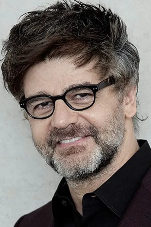 Luiz Fernando Carvalho profile