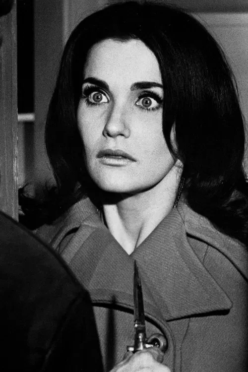 Lara Lindsay profile