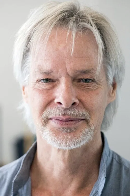 Louis Robitaille profile