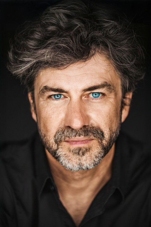 Tan Sağtürk profile