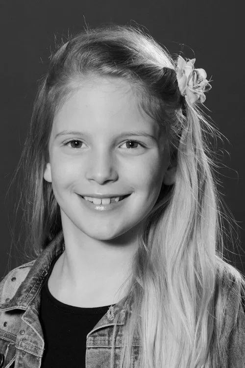 Julia Odzimek profile