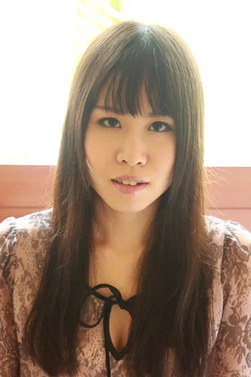 Eri Makino profile