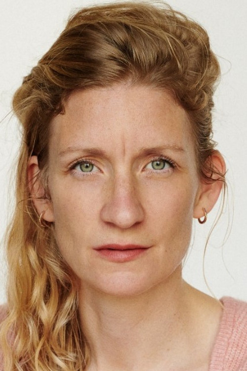 Sandra Tirre profile