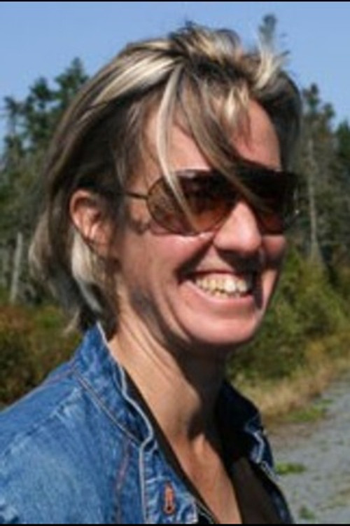 Ariella Pahlke profile