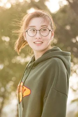 Yang Shangxian profile