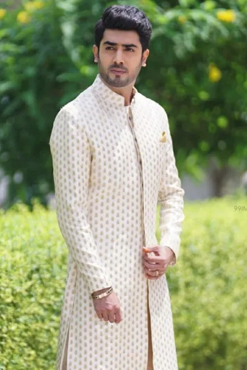 Akshay Mhatre profile