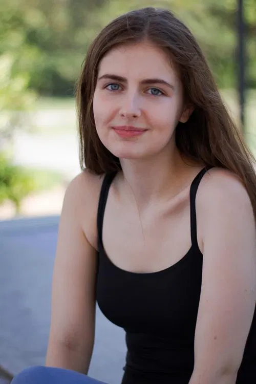 Alyssa Grace Adams profile