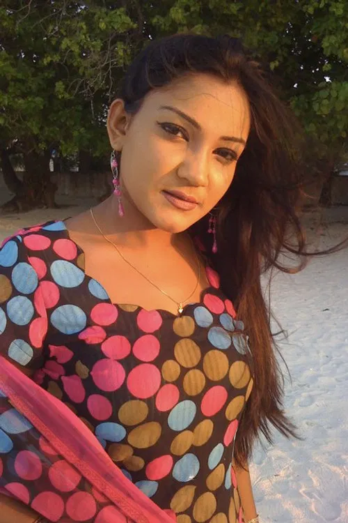 Amira Ismail profile