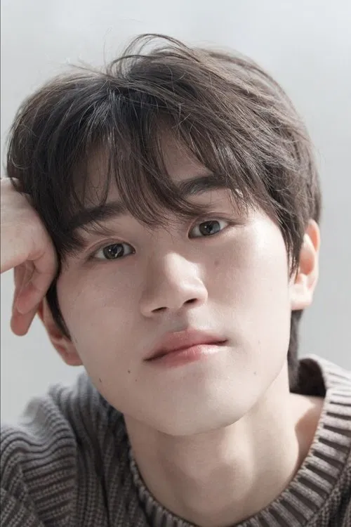 Yoon Hyun-kwon profile