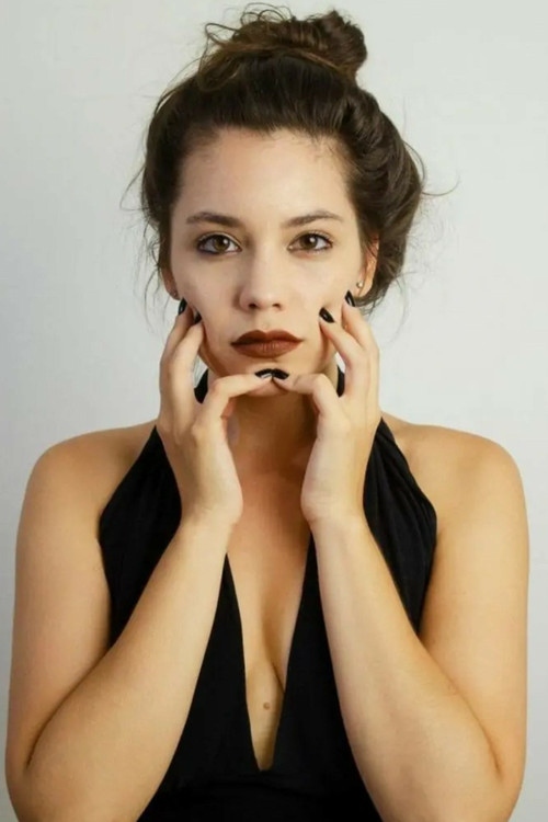 Camila Ferrazzano profile