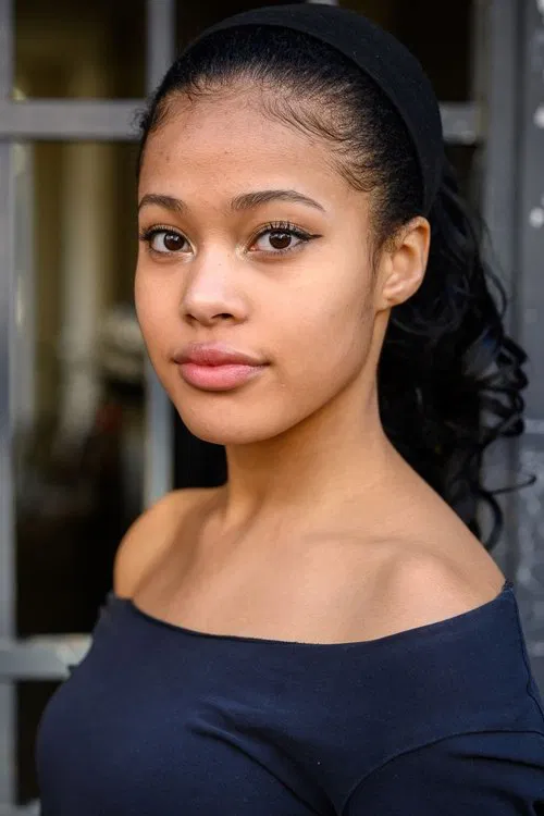 Emilia Djalili profile