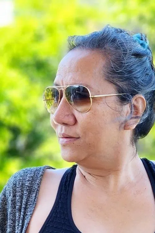 Carla Zarcal profile