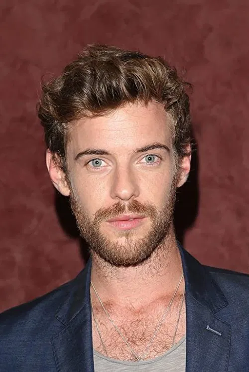 Harry Treadaway profile