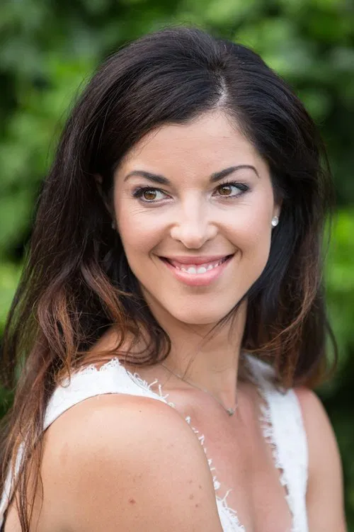 Melanie Irons profile