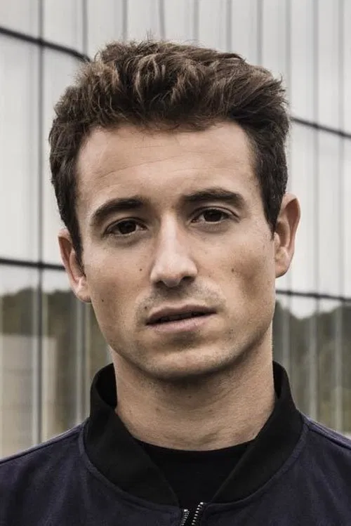 Hugo Clément profile