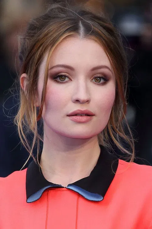 Emily Browning profile