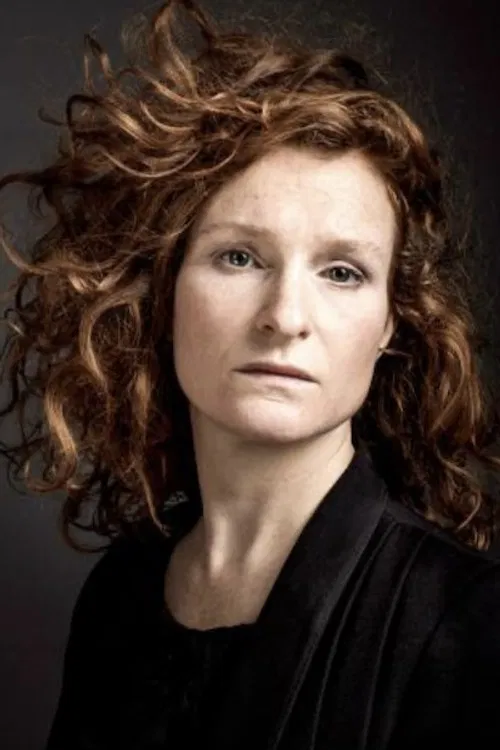 Julie Sicard profile