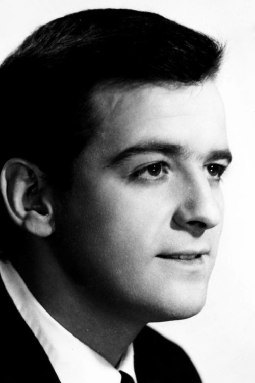 Néstor Fabián profile