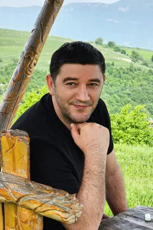 Garik Sephkhanyan profile