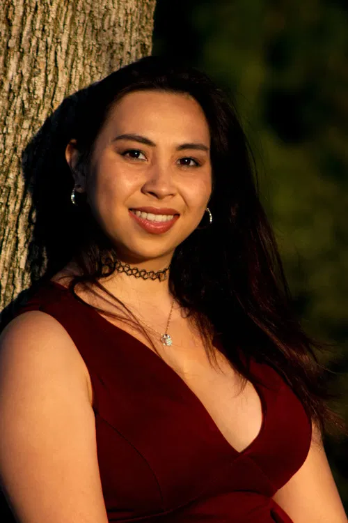 Sarah de Leon profile