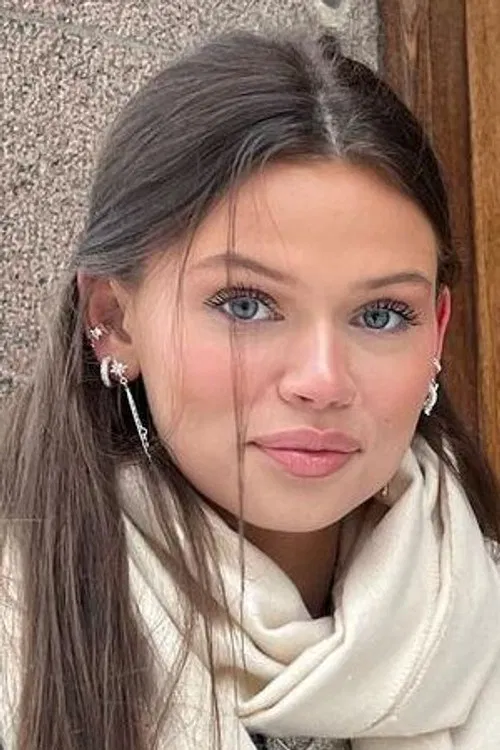 Maya den Engelse profile