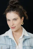 Isabela Melo profile