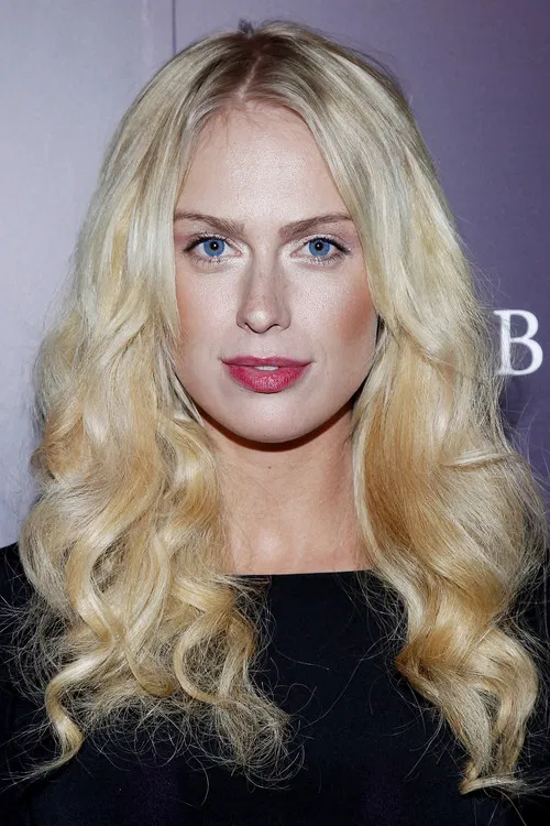 CariDee English profile