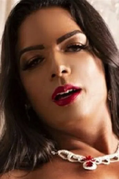 Renata Molina profile