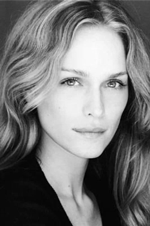 Cassandra Bell profile