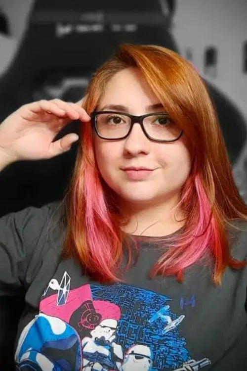 Moriá Velis profile