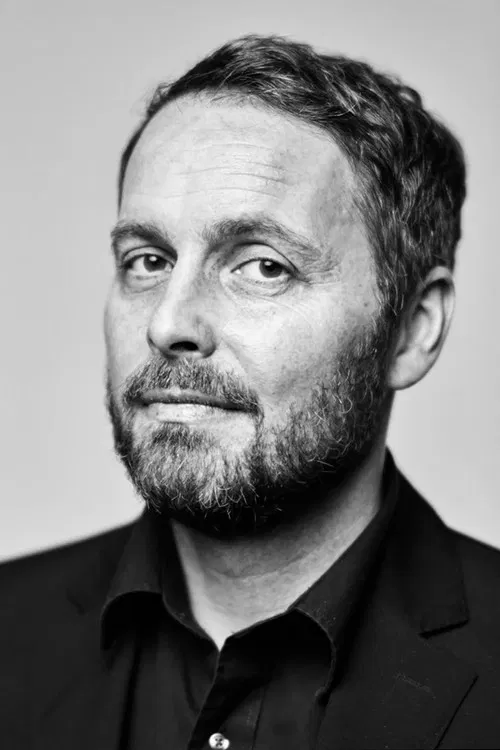 Simon Lereng Wilmont profile