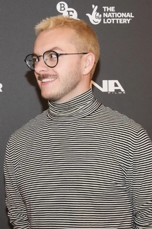 Elliot Tuttle profile