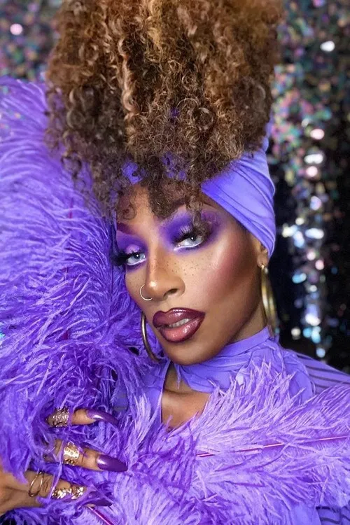 Jaida Essence Hall profile