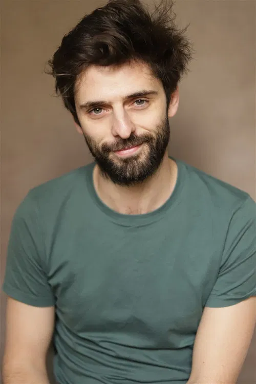 Reynold de Guenyveau profile