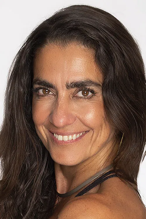 Carol Machado profile